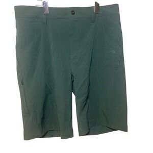 Eastern Mountain Sports Compass 4-Point Hiking Shorts Mens 34 Dark Forest NWT